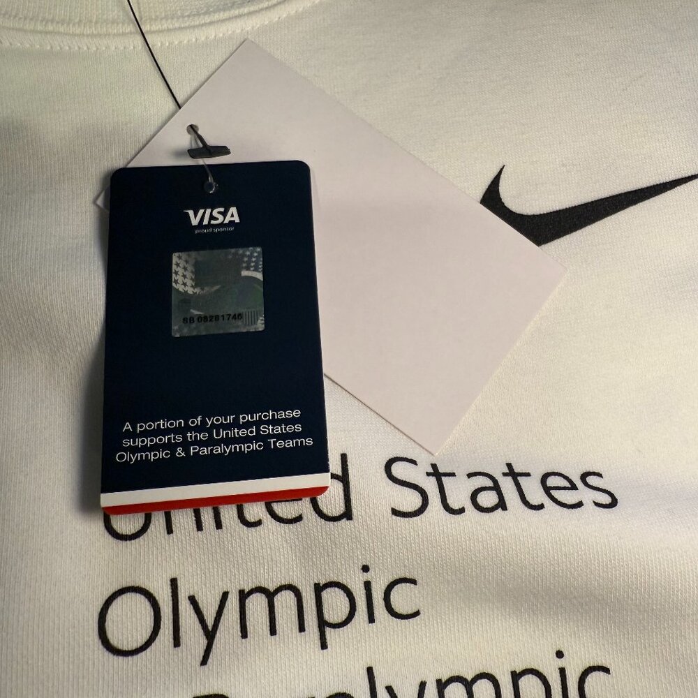 NWT Nike US Olympic & Paralympic Museum Official Merchandise Crewneck Sweatshirt - Picture 4 of 6